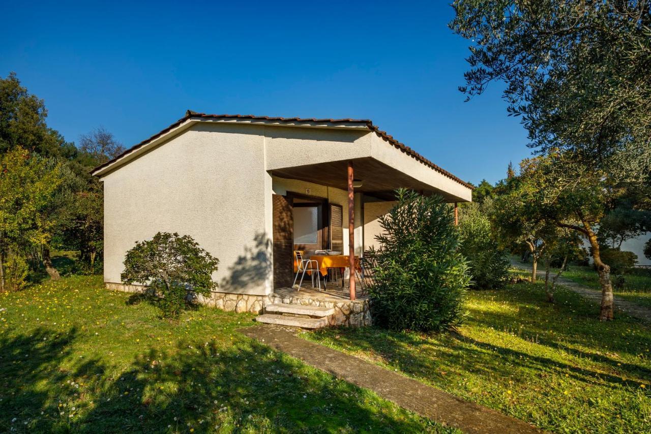 Helios Sunny Apartments By Valamar Stari Grad  Zewnętrze zdjęcie